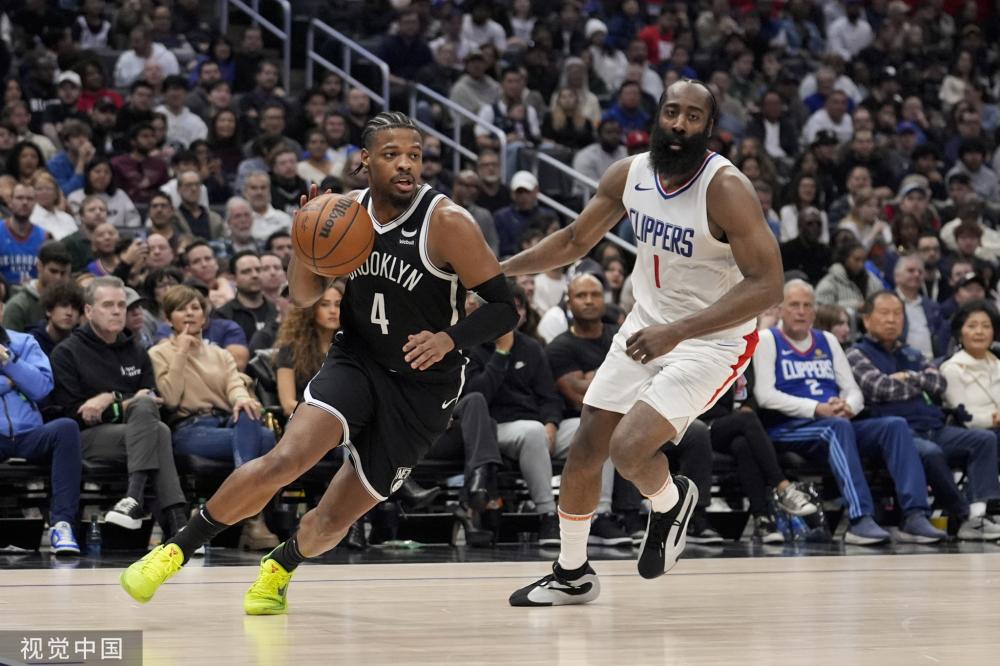 显得有些被 显得有些被